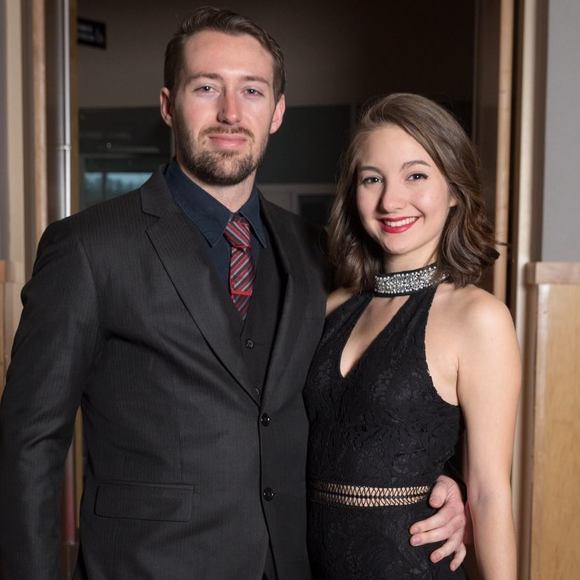 Meet your Posher, Hailey - Picture 1 of 1